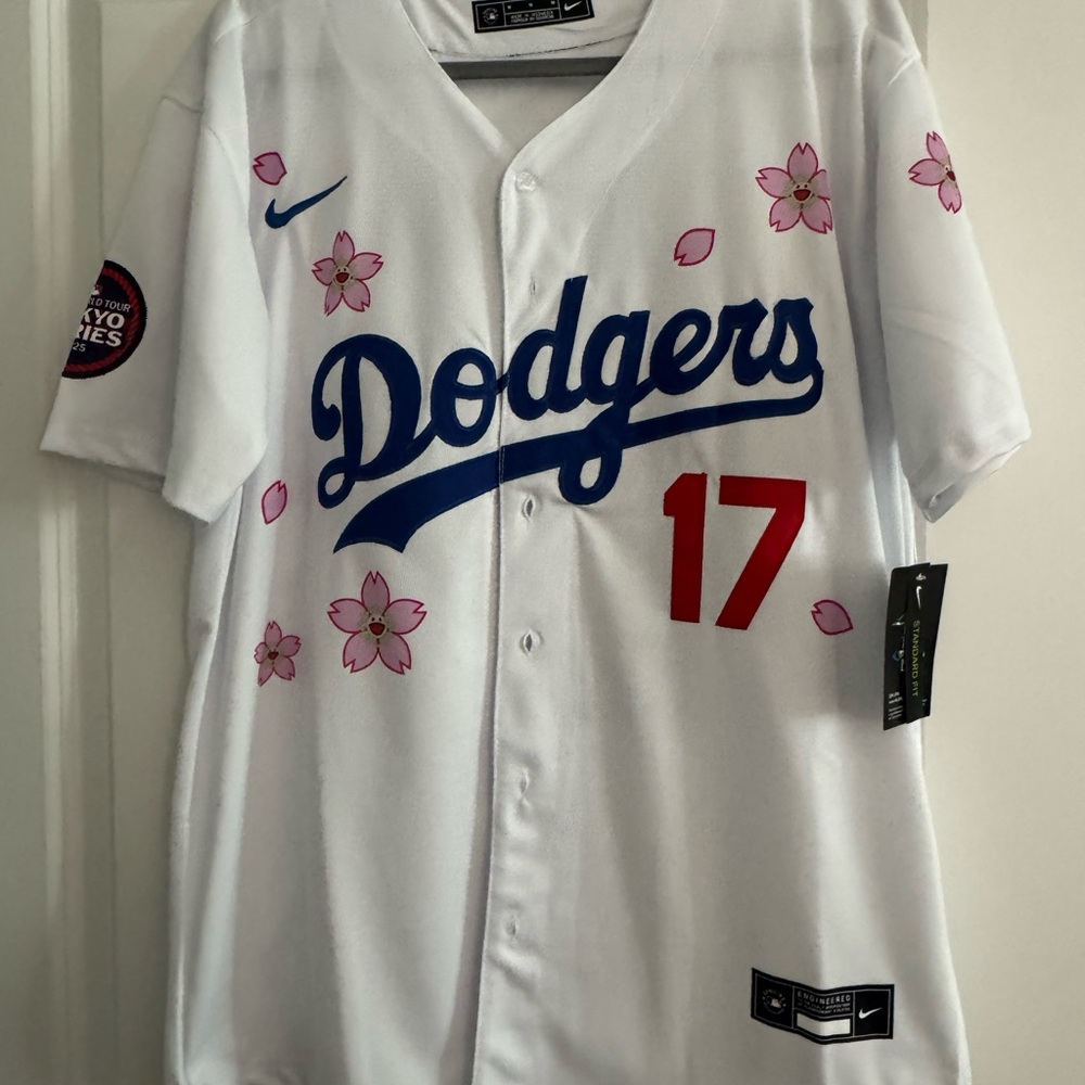 Nike Los Angeles Dodgers #17 White Cherry Blossom Replica Jersey